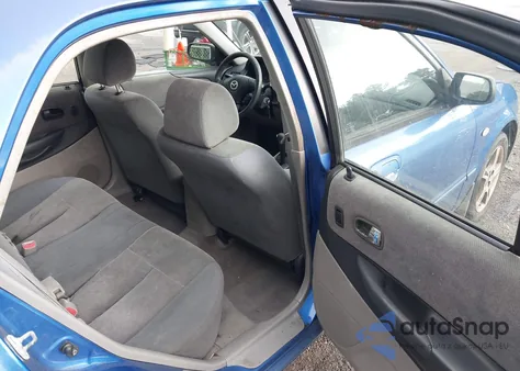 2003 Mazda Protege Dx/Es/Lx из США, поврежденный, VIN JM1BJ225730151738